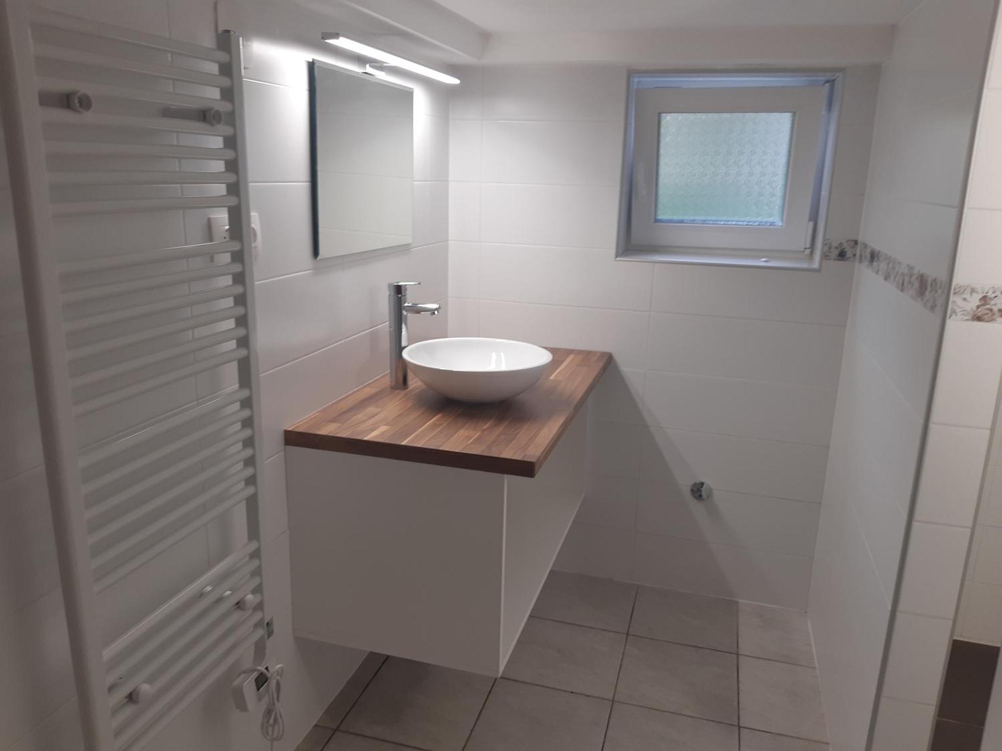 Sub Rosa Two-bedroom Apartament